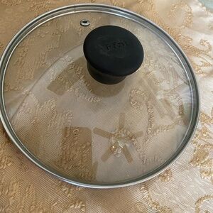 T-fal Glass Vented Pot Lid with Black Handle